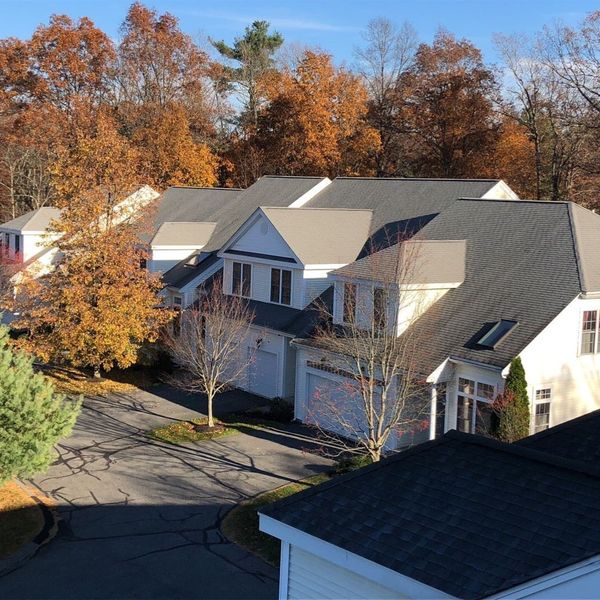 Importance of Regular Roof Cleaning (2).jpg