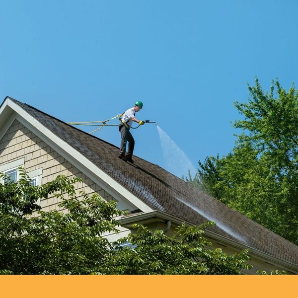 roof cleaning solutions for a home
