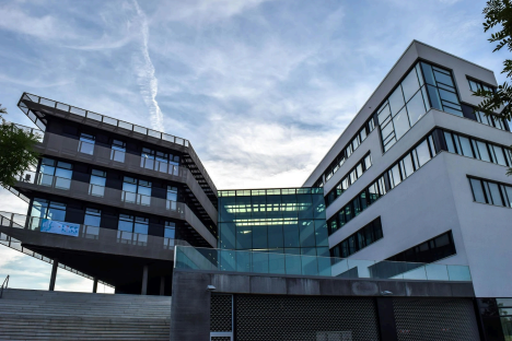 Image of a commercial building