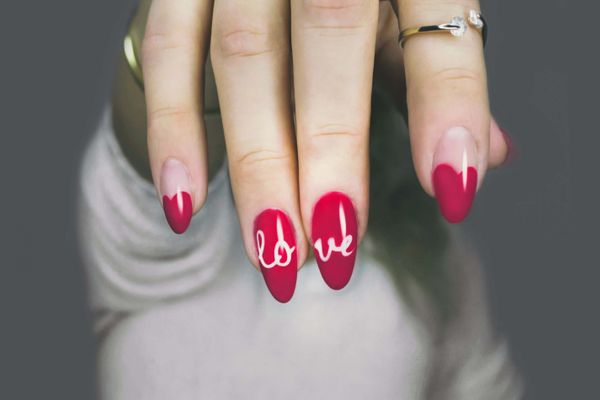 Pink love manicure