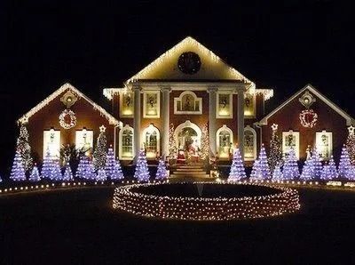 imgi_29_loofs-landscaping-content-christmas-light-decoration-services-06-600h.jpg