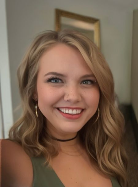 Ashleigh.jpg