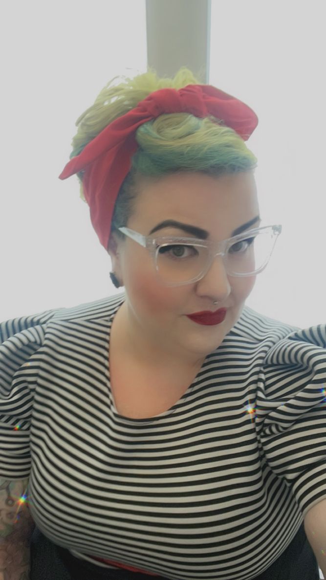 Liz.JPG