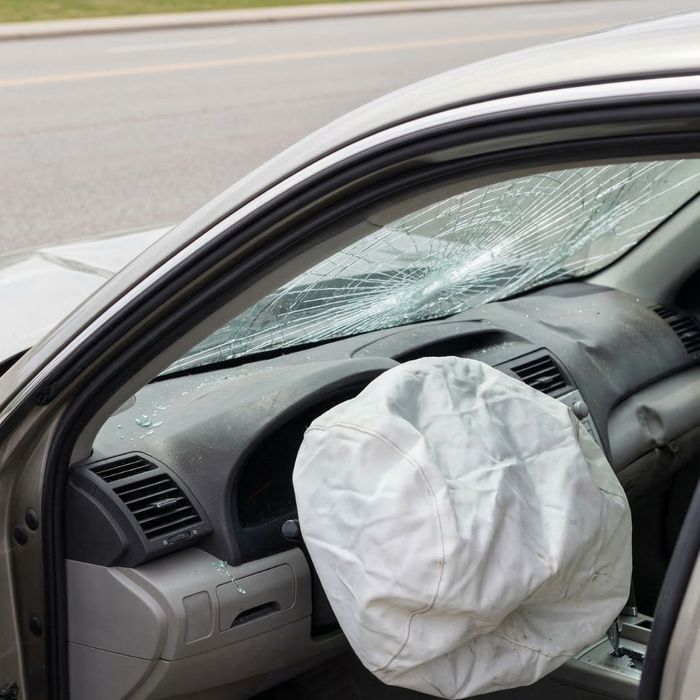 4 Ways a Proper Windshield Replacement Protects You 2.jpg
