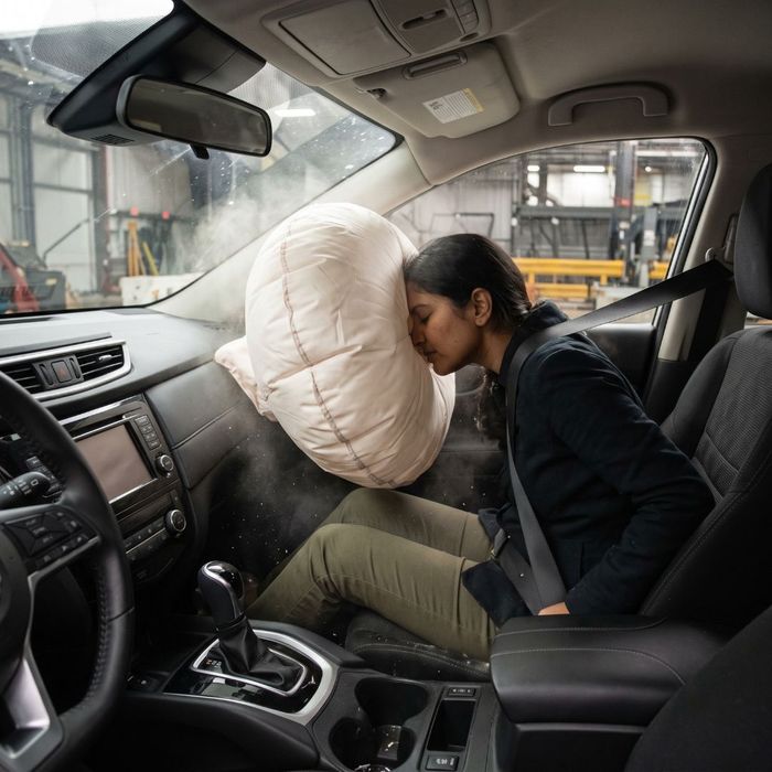 How Your Windshield Protects You in a Collision 1.jpg