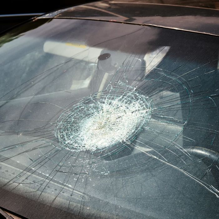 broken front windshield