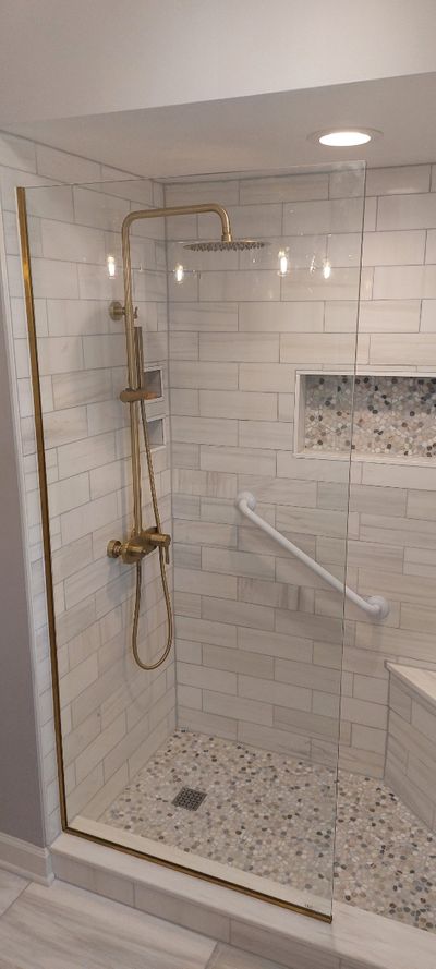 8_Bergin Shower.jpeg
