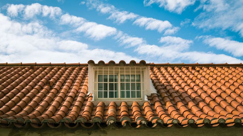 Common Signs Your Roof Needs Repair - Hero.jpg