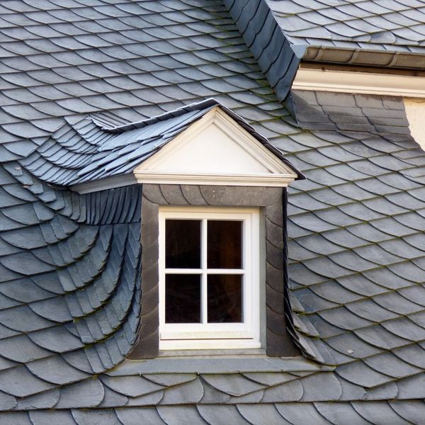 Older Roof How Can I Tell If My Tile Roof Needs Repairs3.jpg