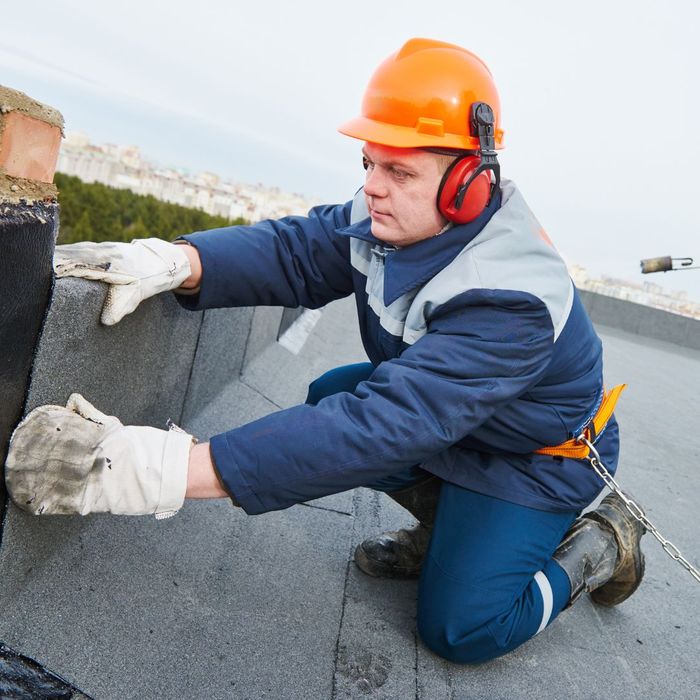 commercial roofing contractor