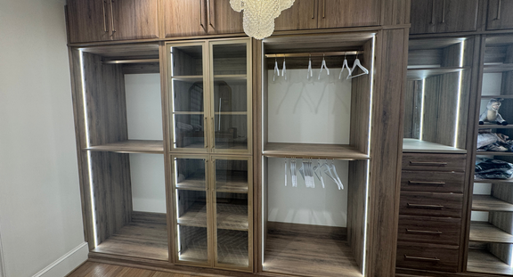 Your Holiday & New Year Discount Hero.png