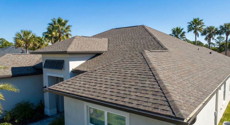 Modern Florida home with a new high-quality architectural shingle roof