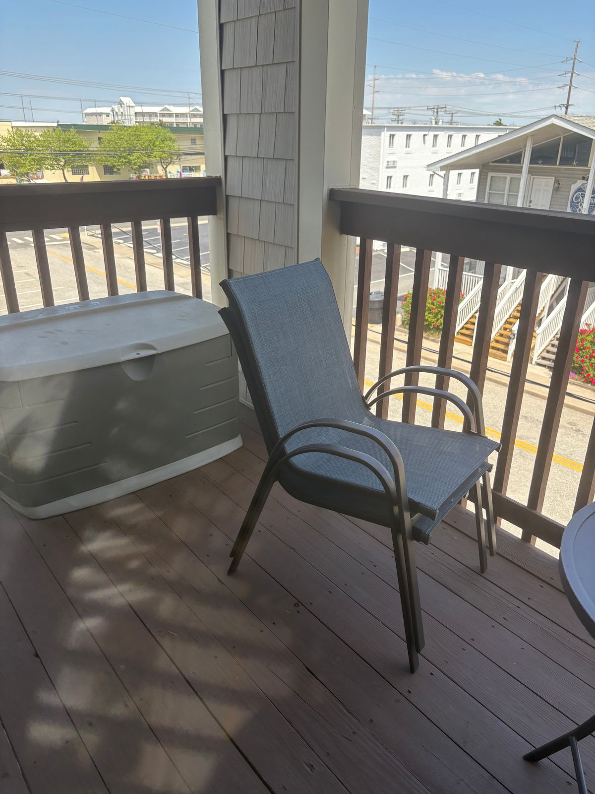 balcony.jpg