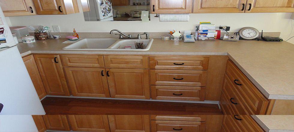 MAKE YOUR KITCHEN FUNCTIONAL AND BEAUTIFUL - CALL TODAY TO RENOVATE