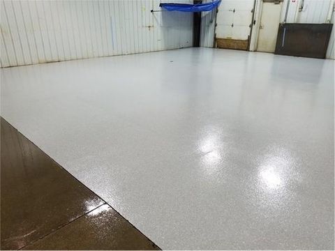 commercial-north-dakota-concrete-floor-coating-b-grande-5cfe837524c97.jpg