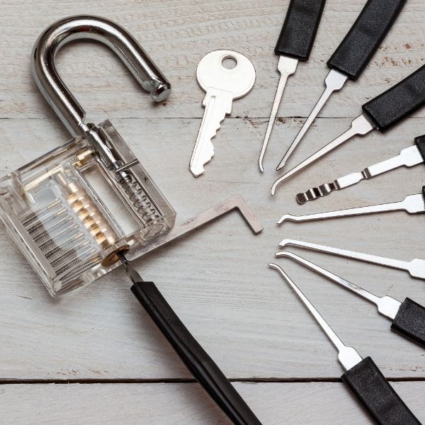 Locksmith tools