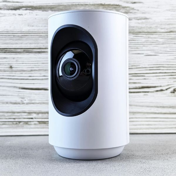 Video surveillance camera