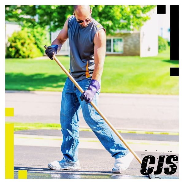 Maintain Your Driveway's Integrity with Professional Sealcoating by CJ's Asphalt & Sealcoating-image4.jpg