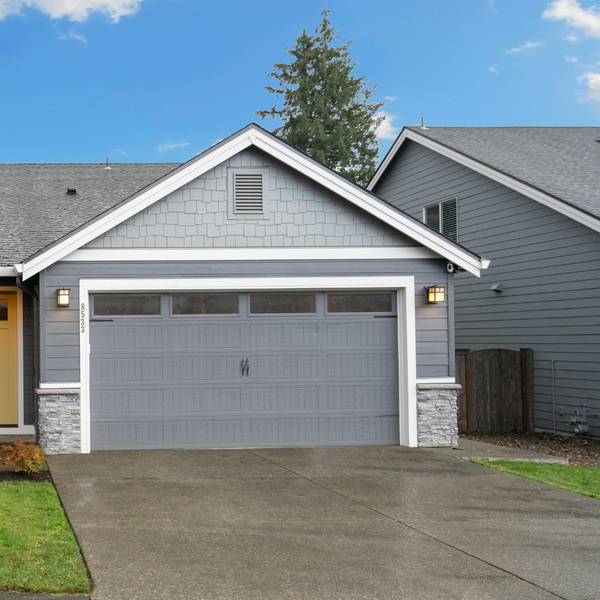 suburban garage door Banning 3.png