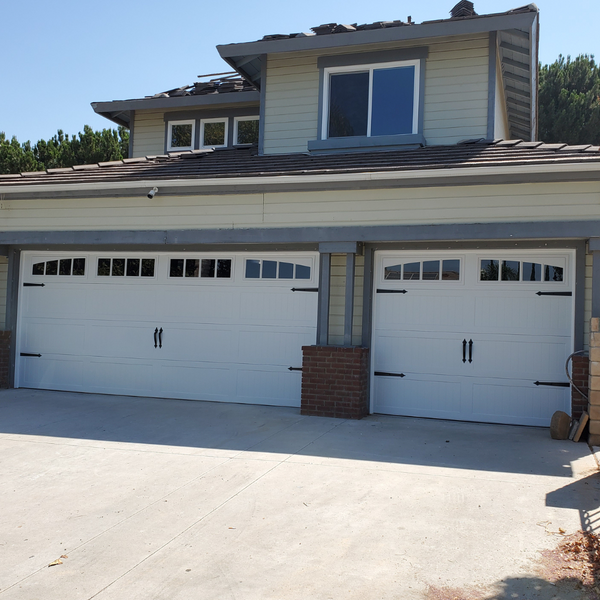 two garage doors Banning2.png