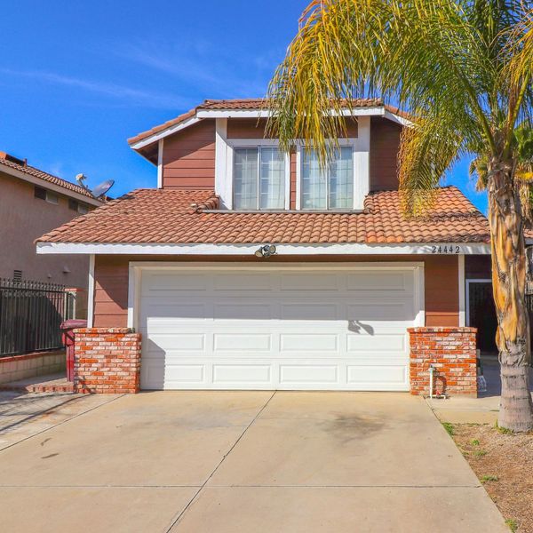 home garage Cherry Valley 2.jpg