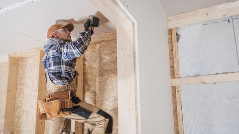 ceiling contractor