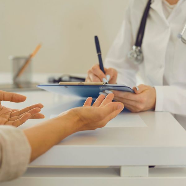 How Virtual Medical Assistants Improve Efficiency in Healthcare 1.jpg