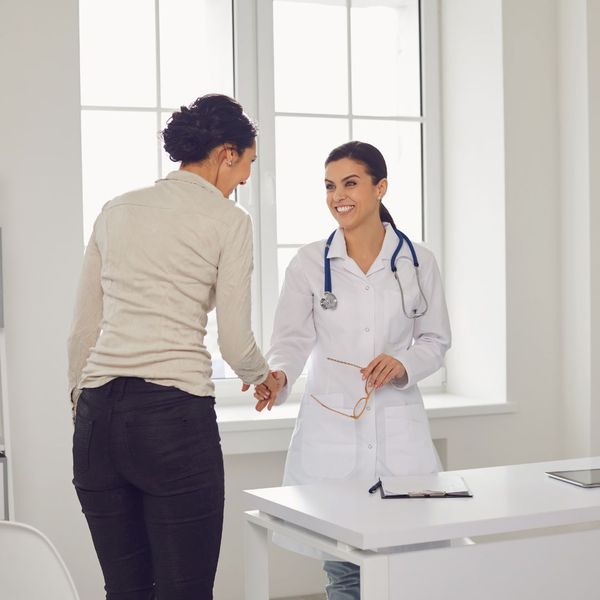 Enhancing Patient Experience with Virtual Medical Assistants 2.jpg