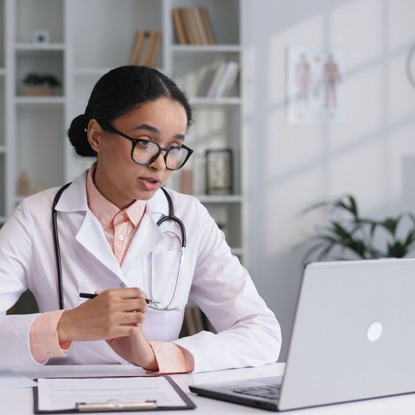 medical professional using computer 