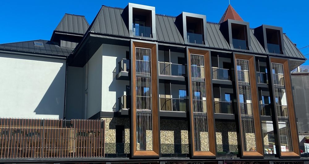 three-story apartment building
