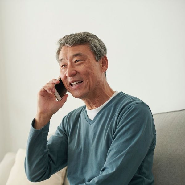 Man scheduling a utilities service