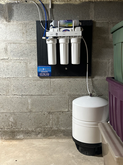 Installation of 6 Stage Reverse Osmosis System Installed with Re-Mineralization Filter Six Stage Reverse Osmosis