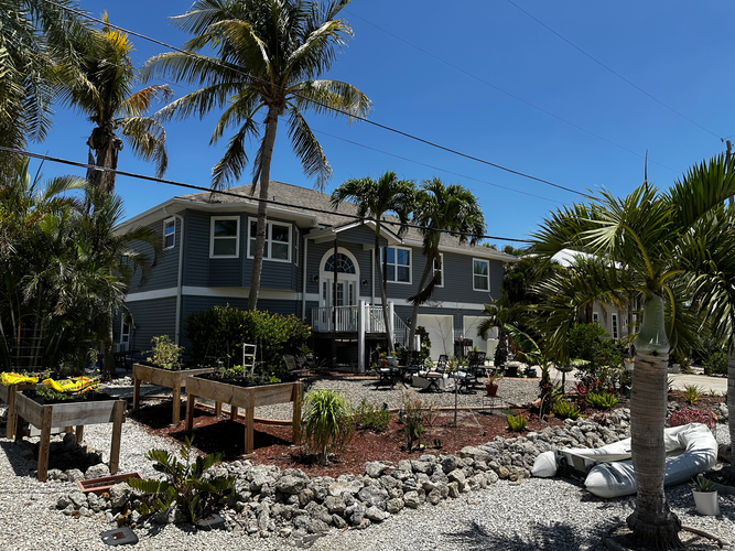 SoFlTr Siding (2).png