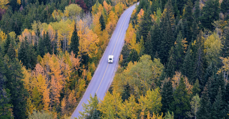 rv on winding road