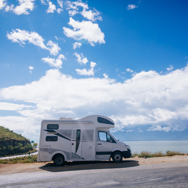 rv on road