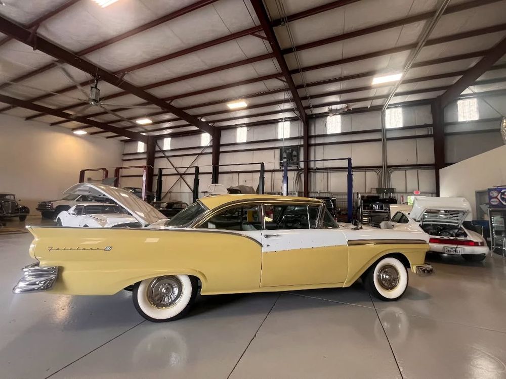 1957Fairlane500_3.jpeg