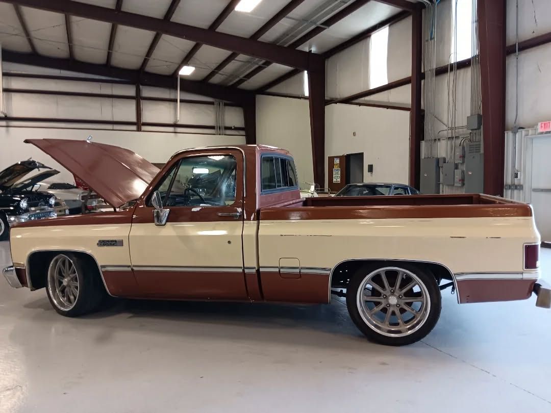 1985ChevyShortbed_4.jpeg