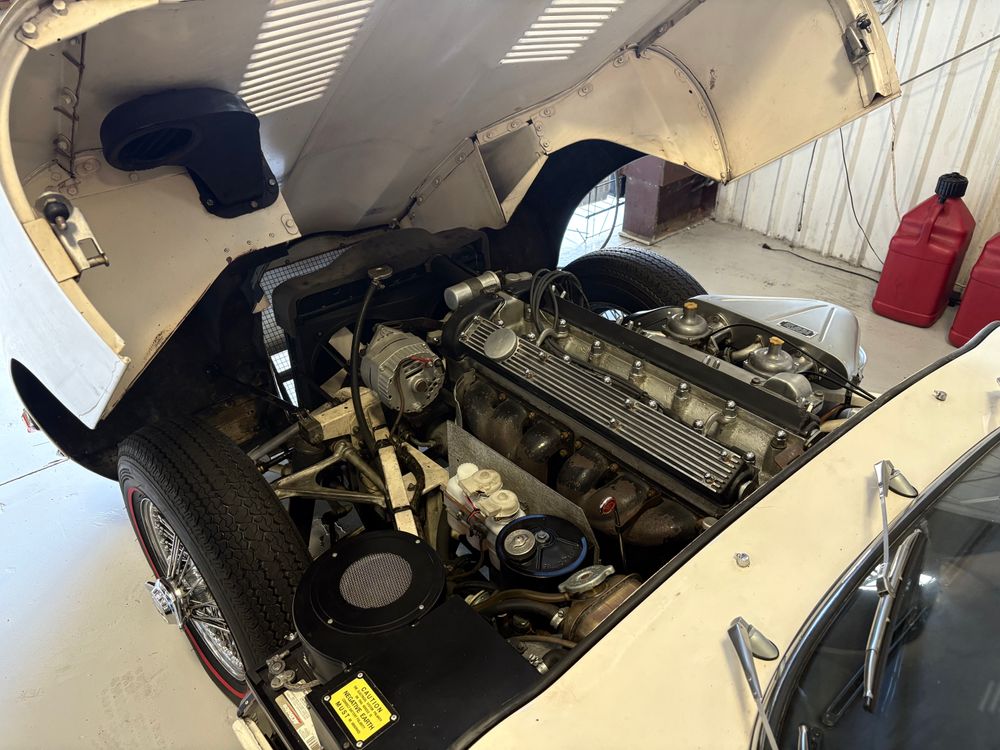 1969JaguarXKE_3.jpeg