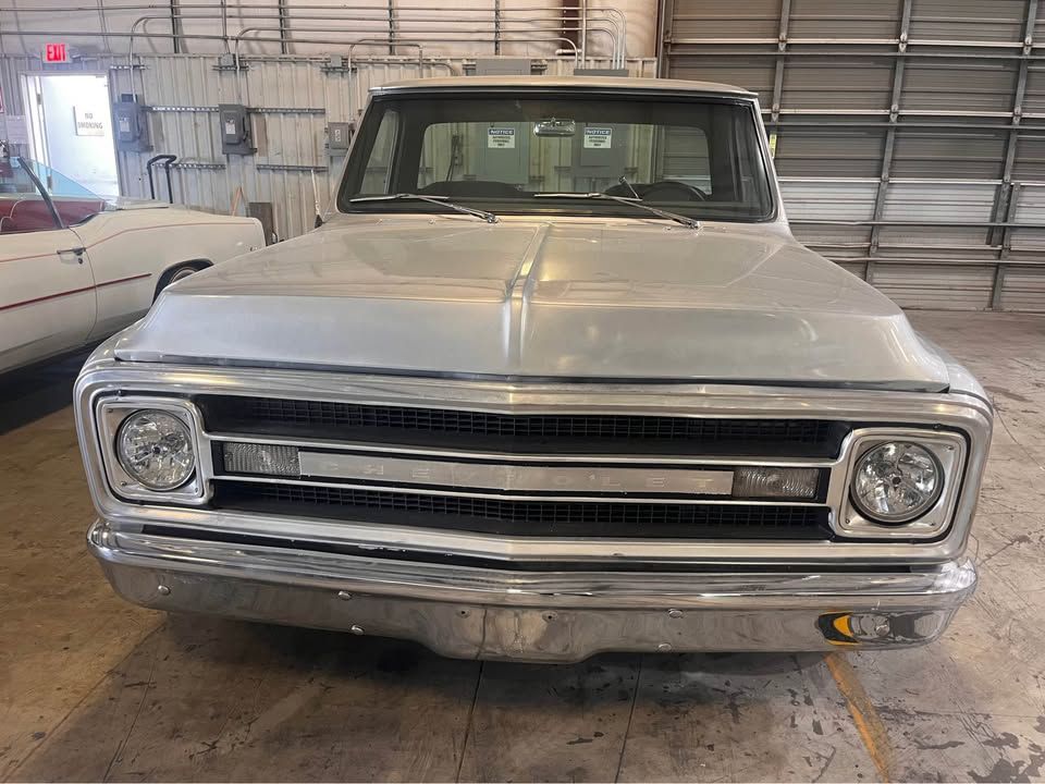 1969ChevyC10_3.jpg
