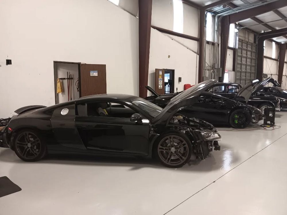 2012AudiR8_2.jpg
