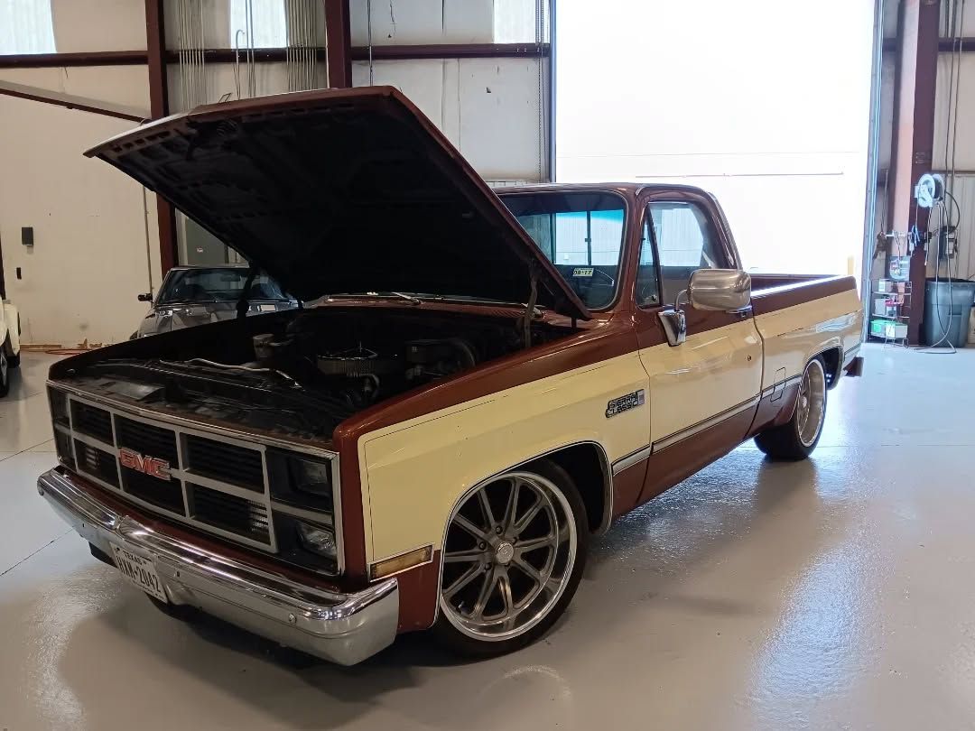 1985ChevyShortbed_2.jpeg