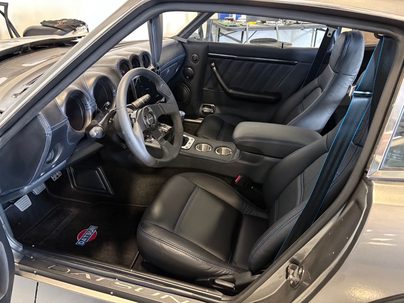 1977Datsun280Z_17.jpeg