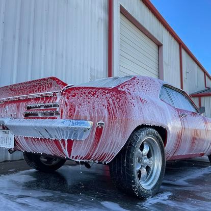 DETAILING AND PAINT CORRECTION