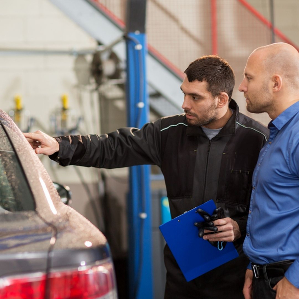 technician talking to customer