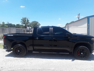 black truck.jpg