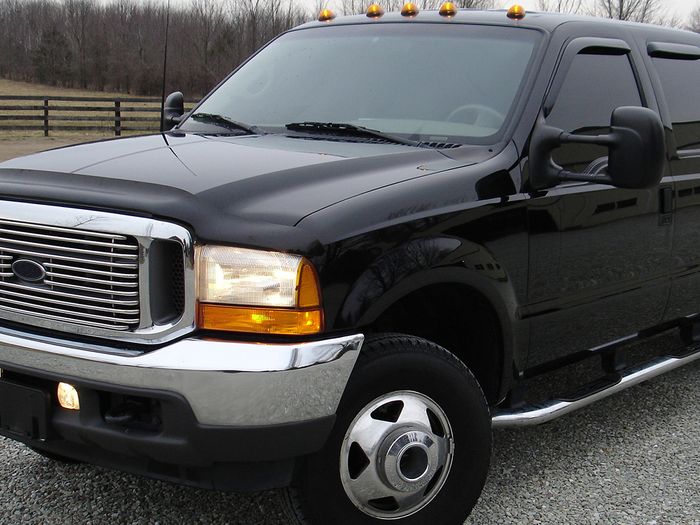 Image of a black truck.