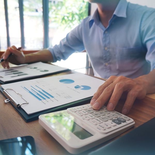 Unveiling the Advantages of Commercial Credit Financing 2.jpg