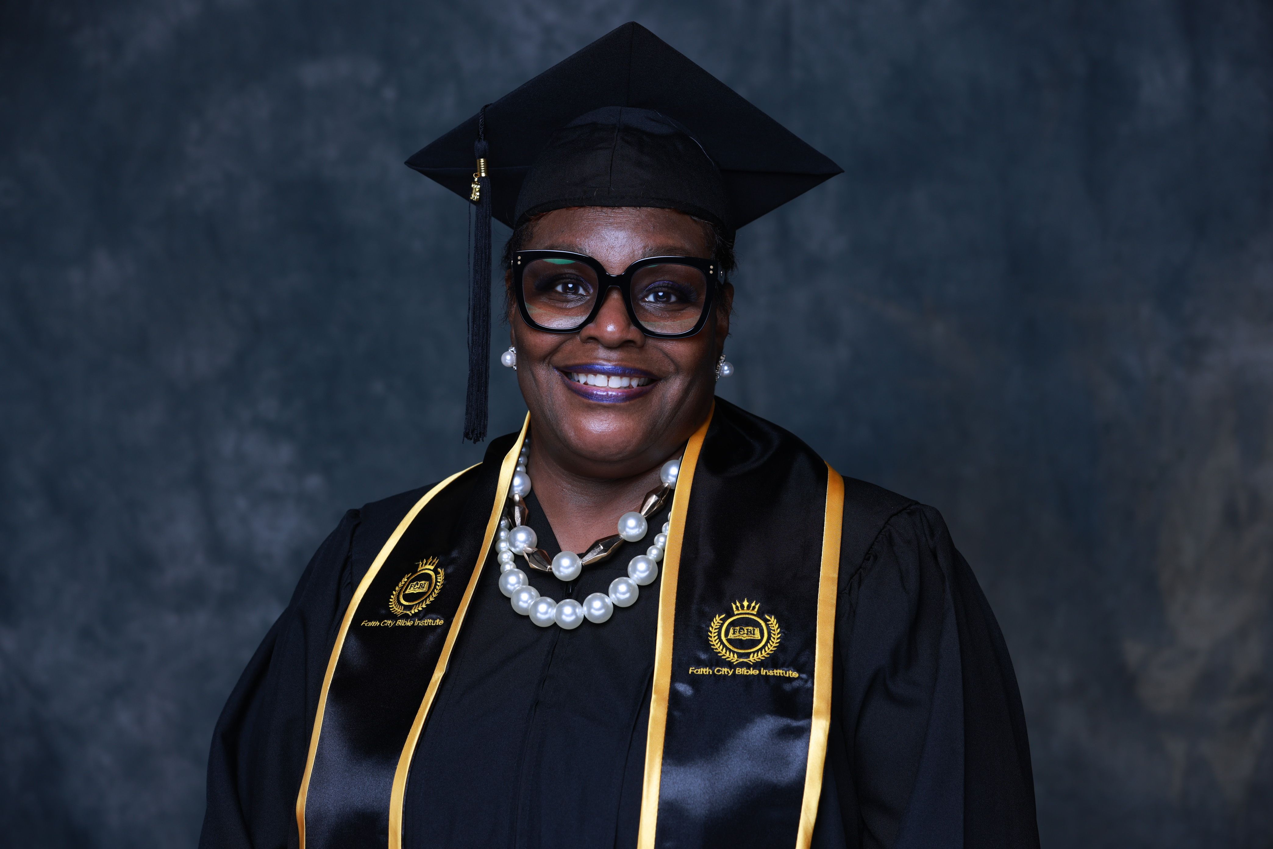 GRAD Morton_Monique.JPG