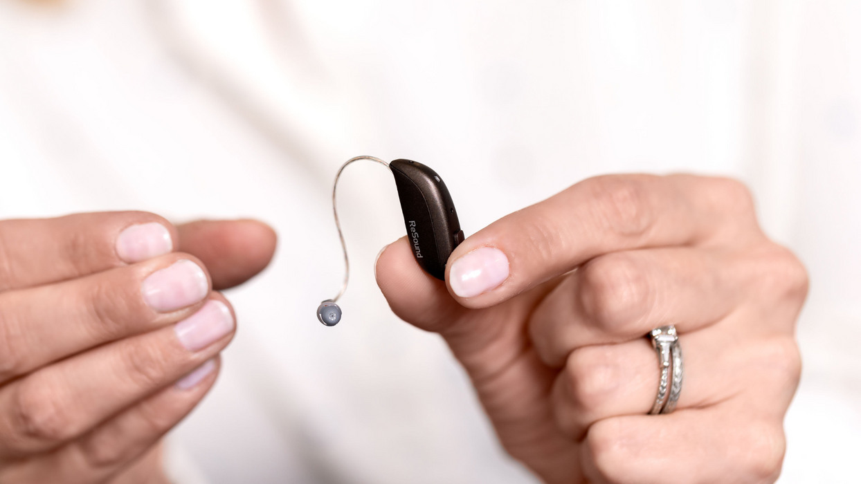 Understanding the Different Types of Hearing Aids Which One is Right for You - Featured Image.png