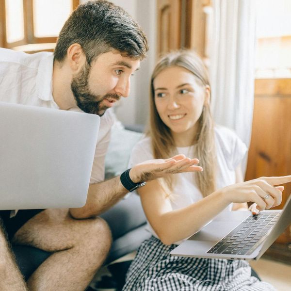 img of a couple looking at computers blog3.jpg